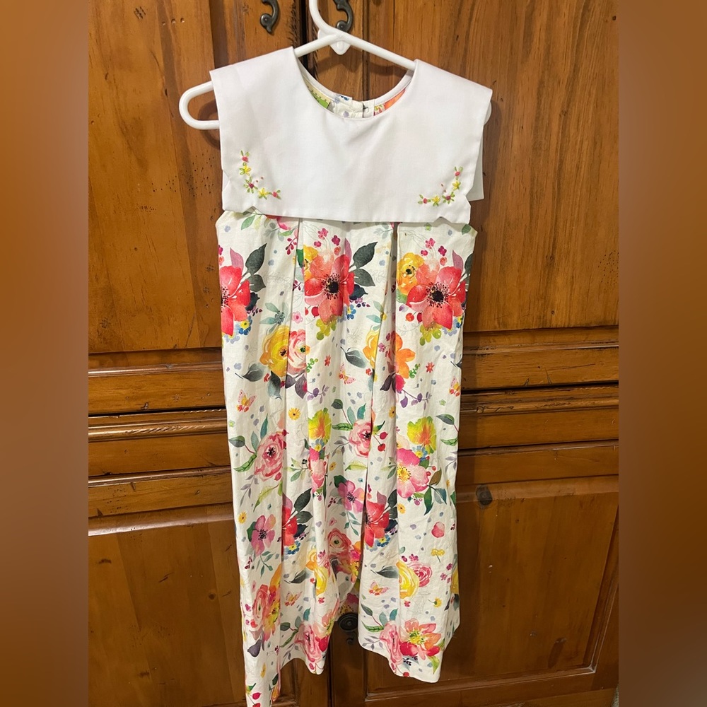 Le Ze Me dress size 6 in girls